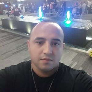 Meet your Posher, Mike